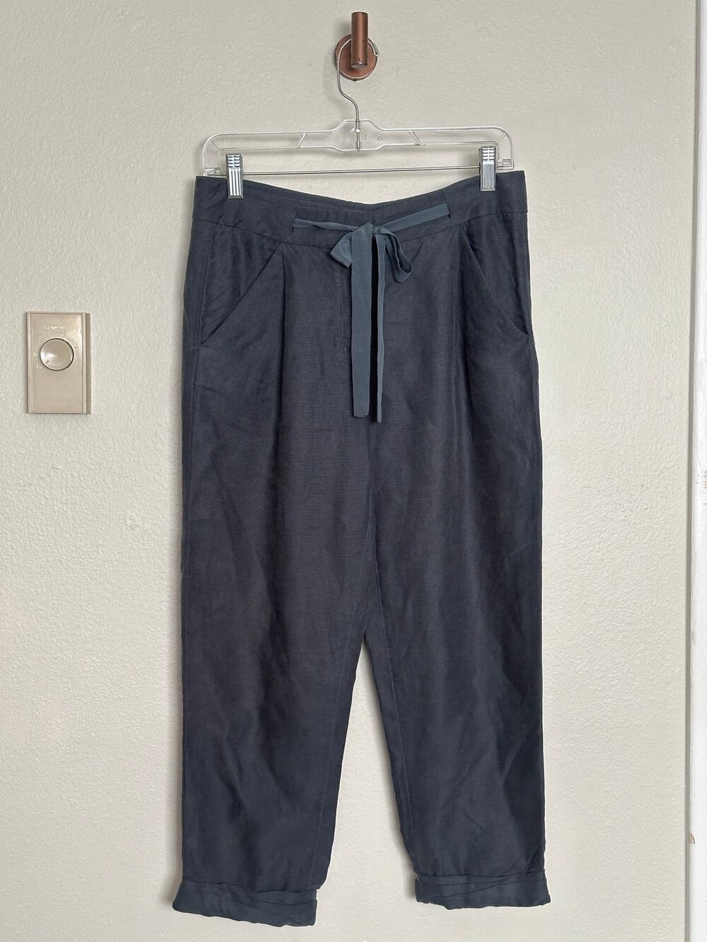 Aritzia Wilfred Tie Front Waist Linen Lyocell Blend Capri Pants Navy Blue Gray